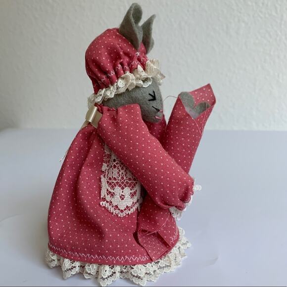 Vintage Handmade Felt Lady Country Mouse - Picture 2 of 10